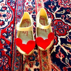 Adorable Mini Melissa Mary Janes size 8.